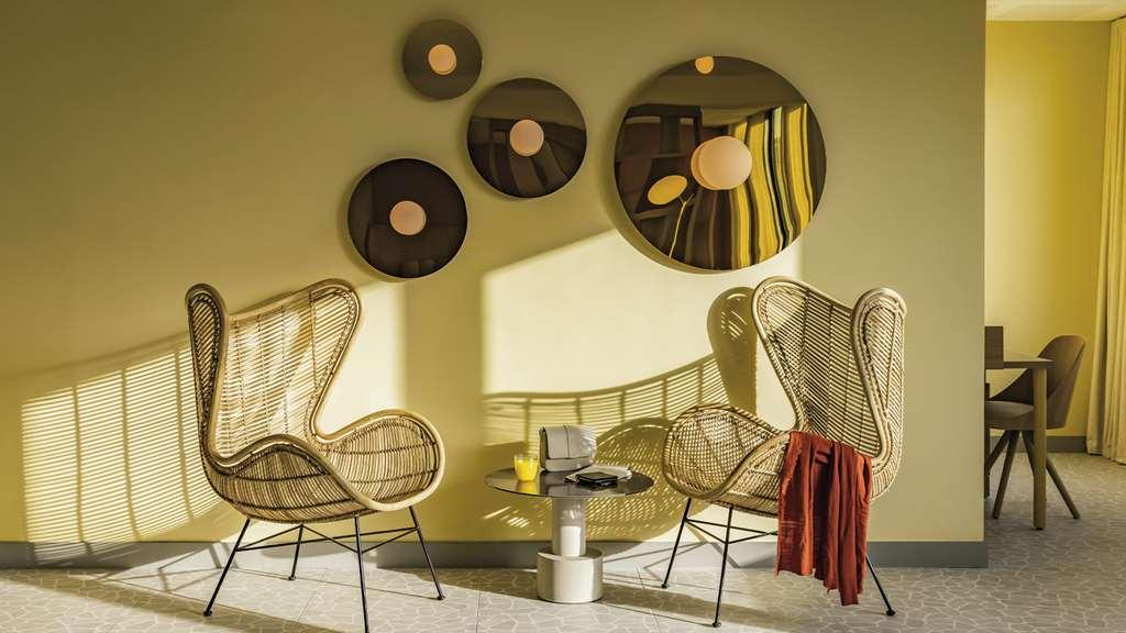 Okko Hotels Nice Aeroport 레스토랑 사진